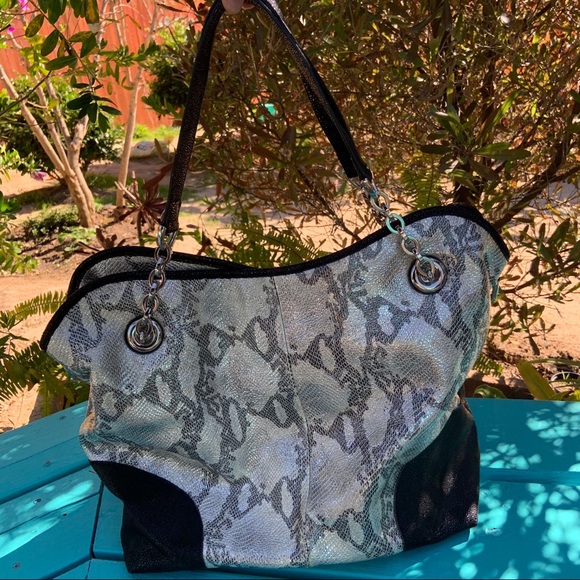 Debbie Brooks Big Purse - Picture 10 of 13